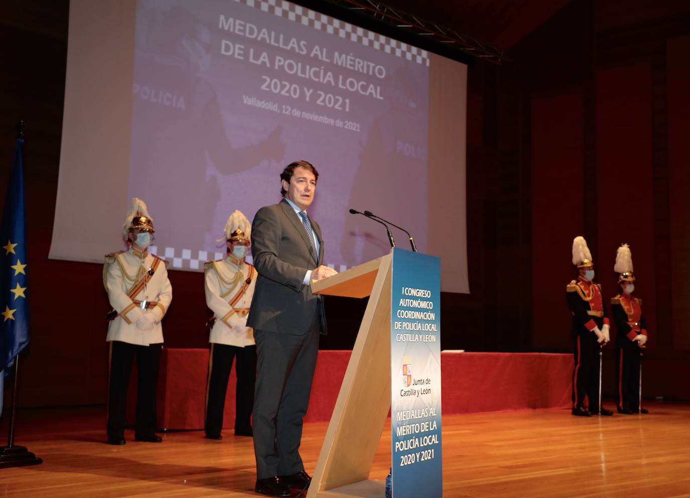 Fotos: Entrega de medallas en el Congreso Autonómico de Coordinación de Policía Local 2/4