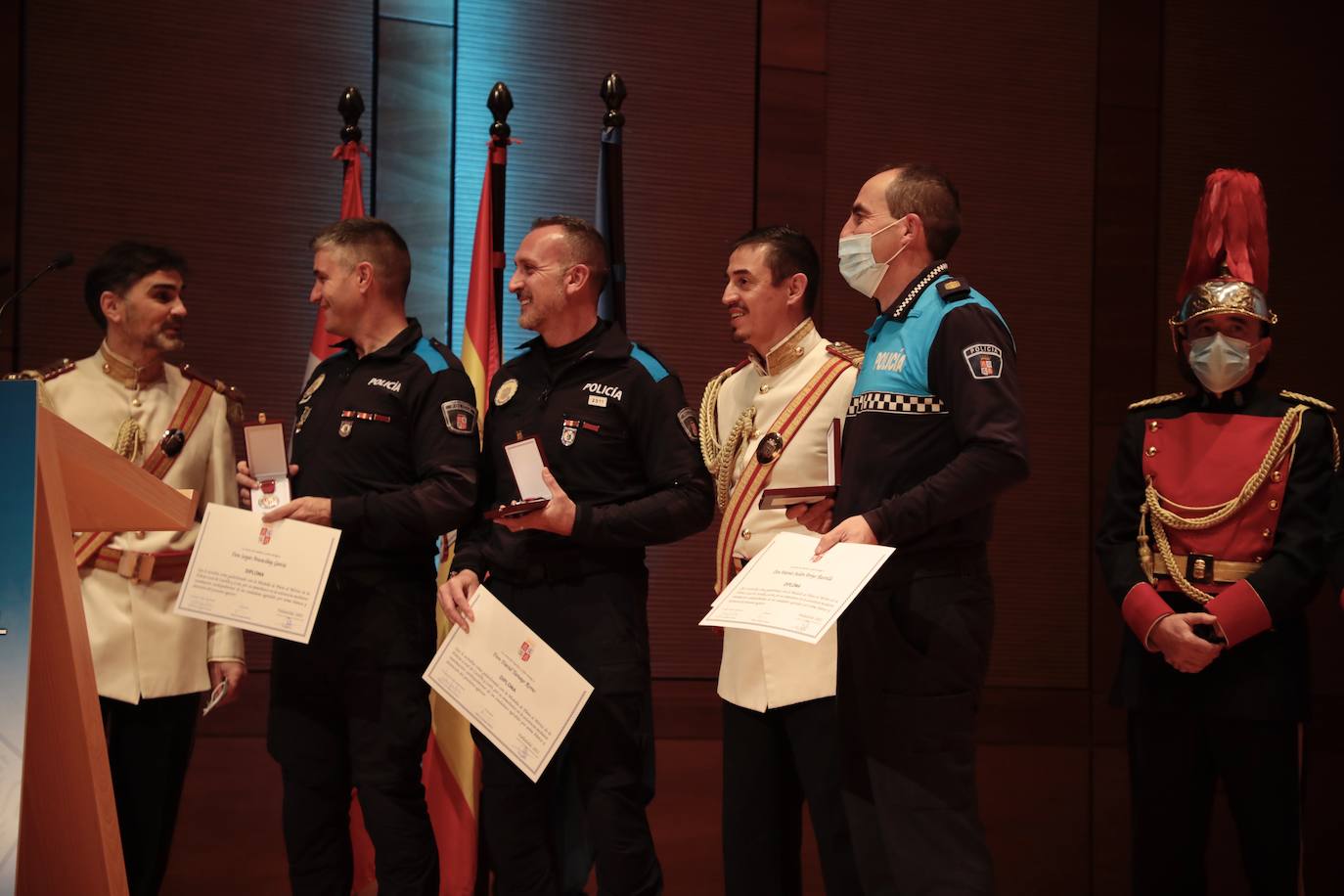 Fotos: Entrega de medallas en el Congreso Autonómico de Coordinación de Policía Local 2/4