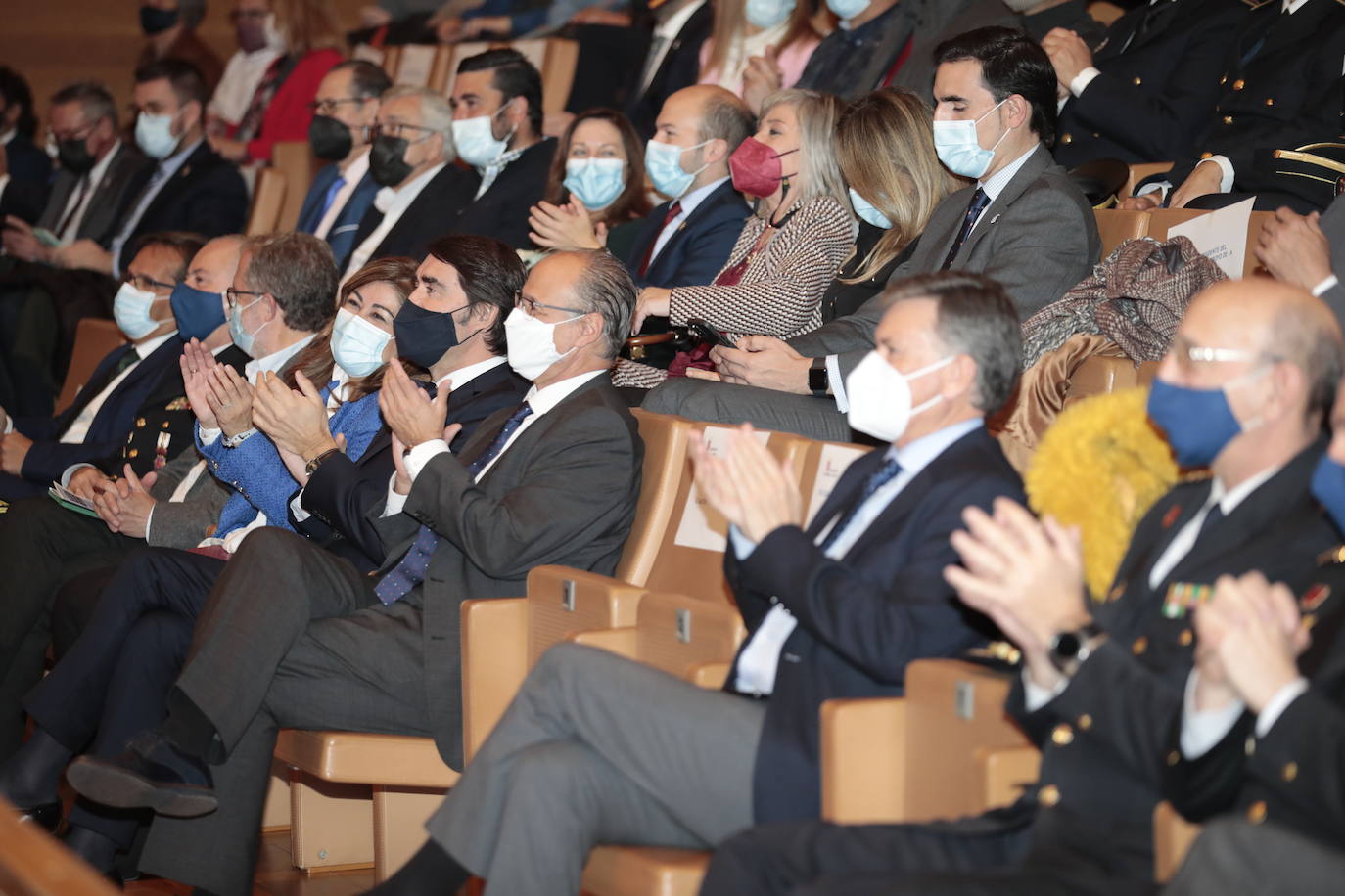 Fotos: Entrega de medallas en el Congreso Autonómico de Coordinación de Policía Local 2/4
