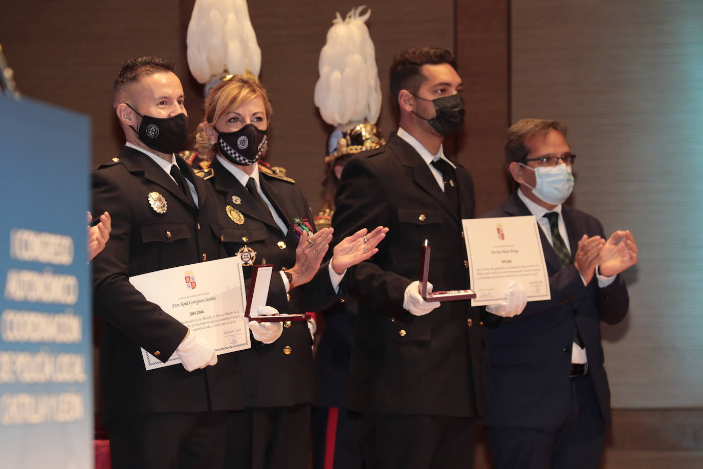 Fotos: Entrega de medallas en el Congreso Autonómico de Coordinación de Policía Local 3/4