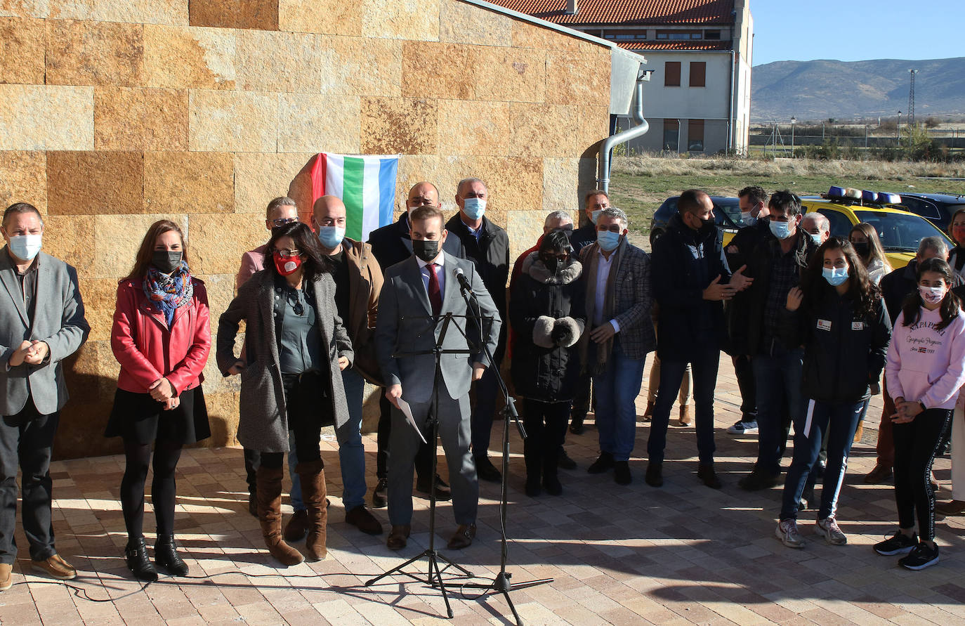 Inauguración del polideportivo de Trescasas. 