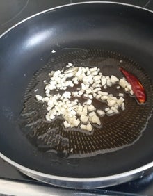 Imagen secundaria 2 - Ricos champiñones en salsa