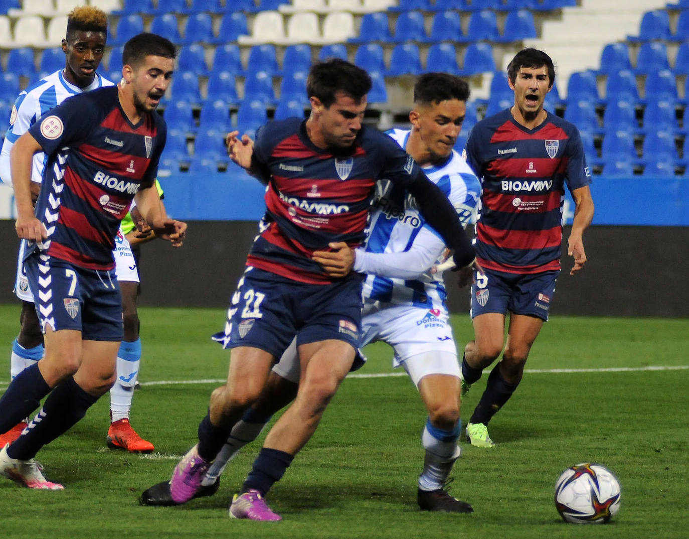 Derrota de la Gimástica en su visita al campo del Leganés. 