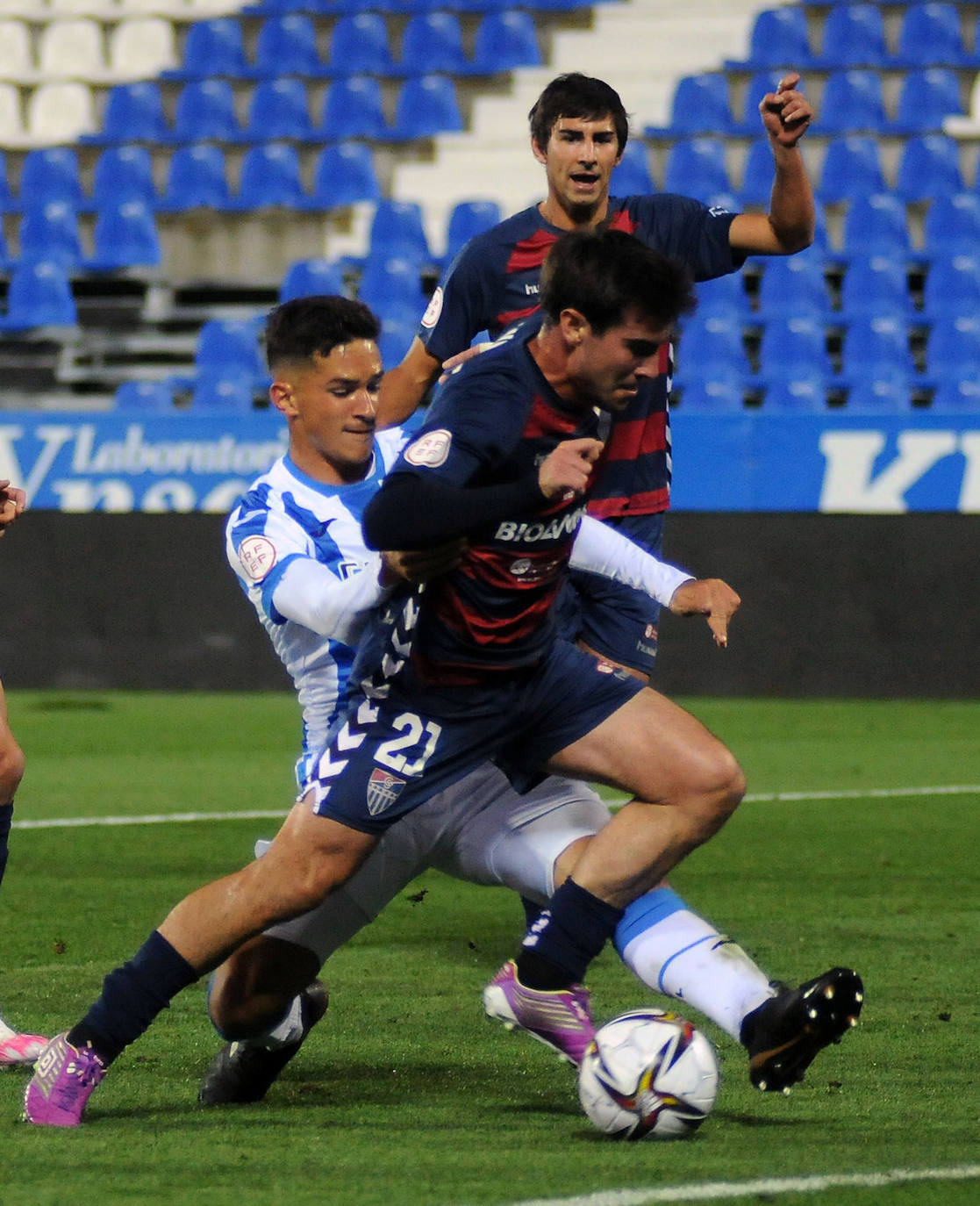 Derrota de la Gimástica en su visita al campo del Leganés. 