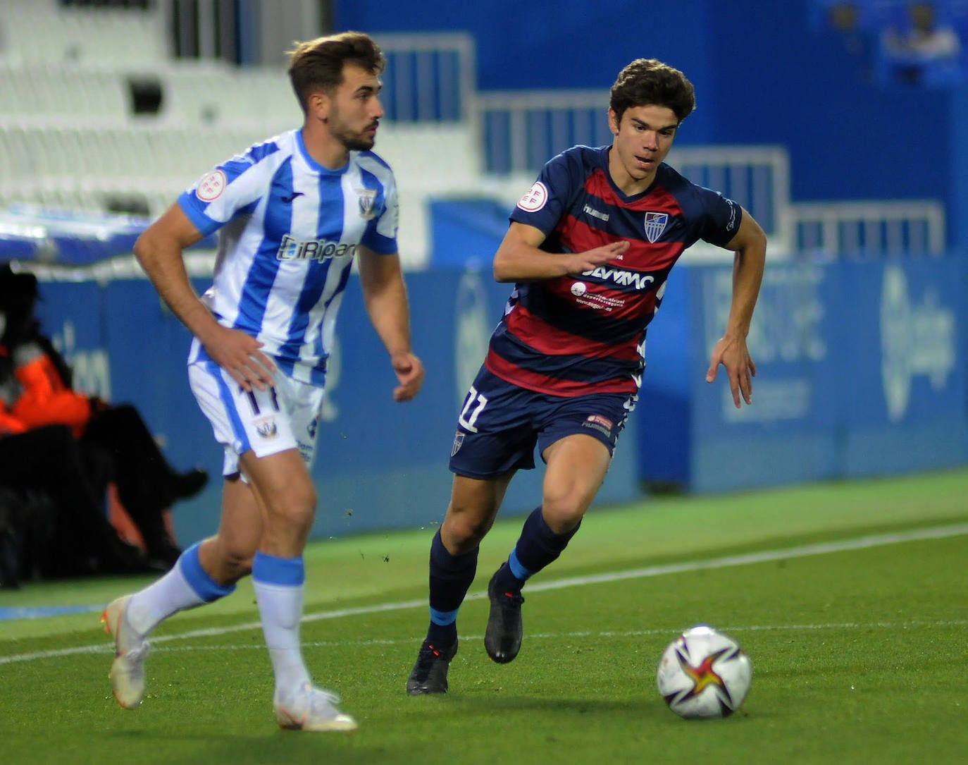 Derrota de la Gimástica en su visita al campo del Leganés. 