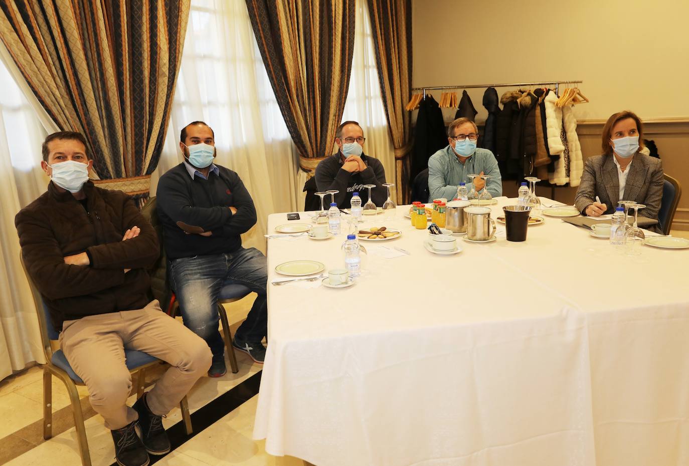 Fotos: Foro económico de El Norte de Castilla con el consejero de Agricultura