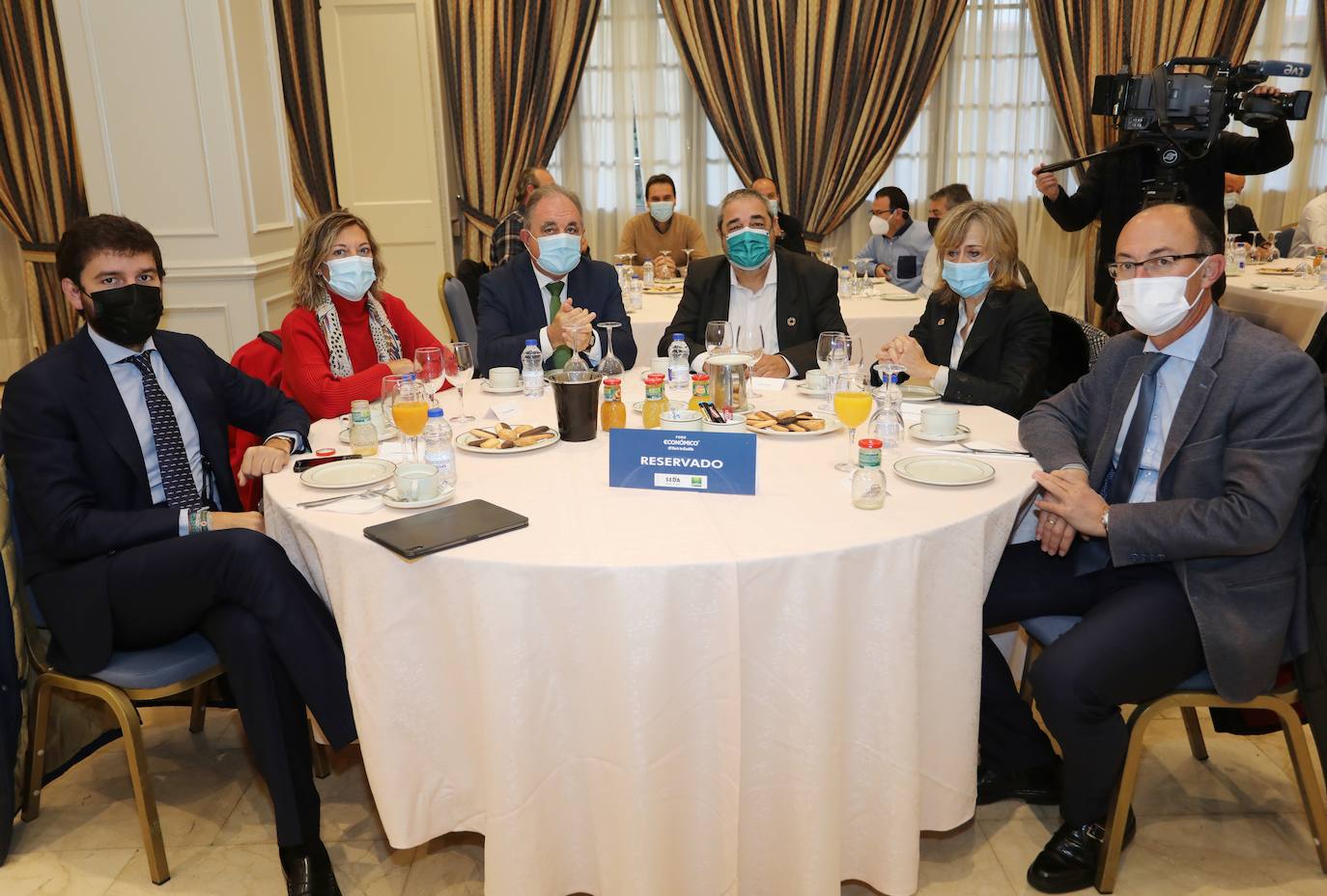 Fotos: Foro económico de El Norte de Castilla con el consejero de Agricultura