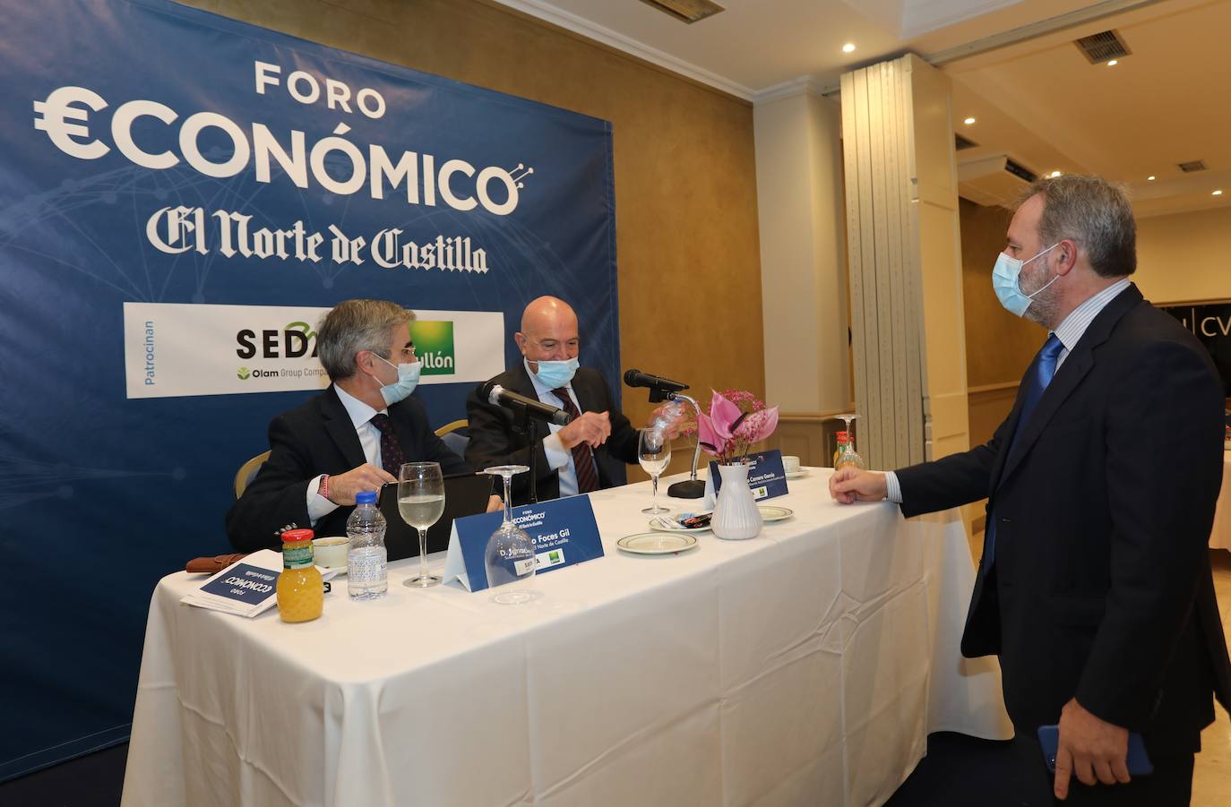 Fotos: Foro económico de El Norte de Castilla con el consejero de Agricultura