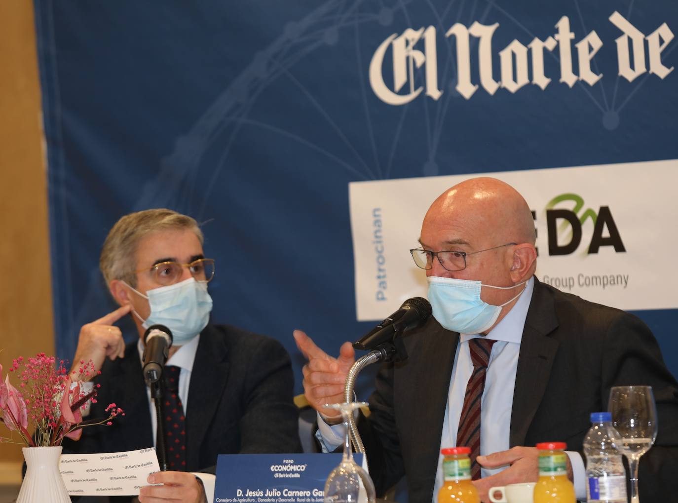 Fotos: Foro económico de El Norte de Castilla con el consejero de Agricultura