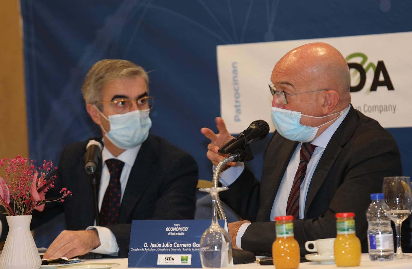 Fotos: Foro económico de El Norte de Castilla con el consejero de Agricultura