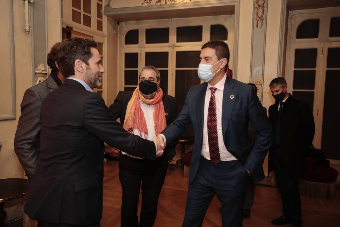 Fotos: Eduardo Madina y Borja Sémper, en el Aula de Cultura de El Norte de Castilla