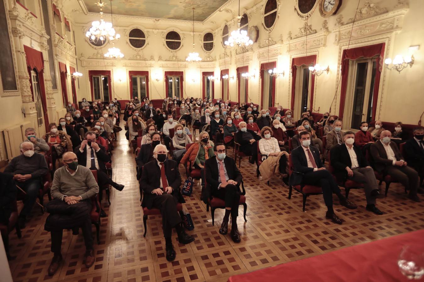 Fotos: Eduardo Madina y Borja Sémper, en el Aula de Cultura de El Norte de Castilla