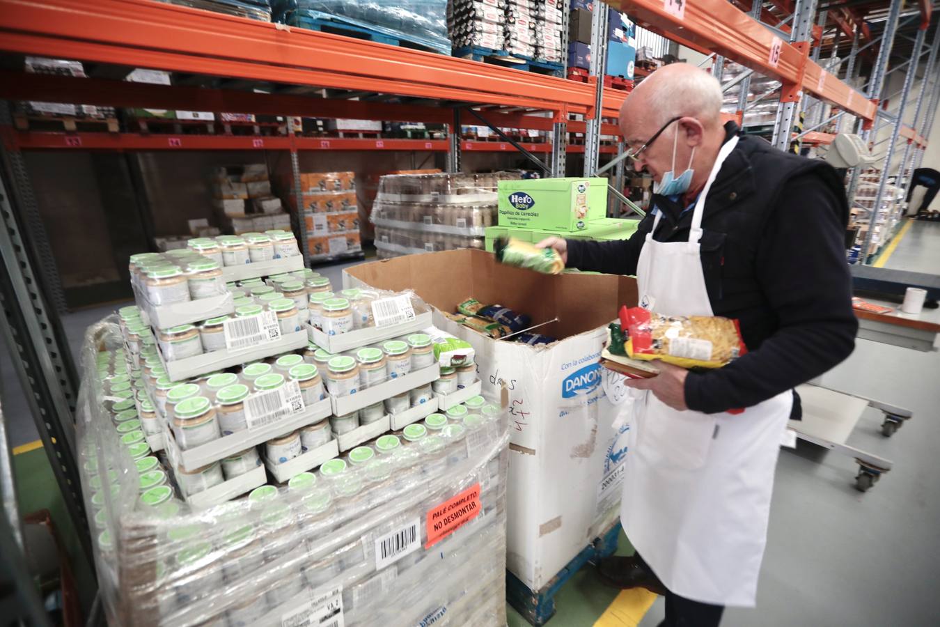 Fotos: El Banco de Alimentos de Valladolid se prepara para la &#039;gran recogida&#039;