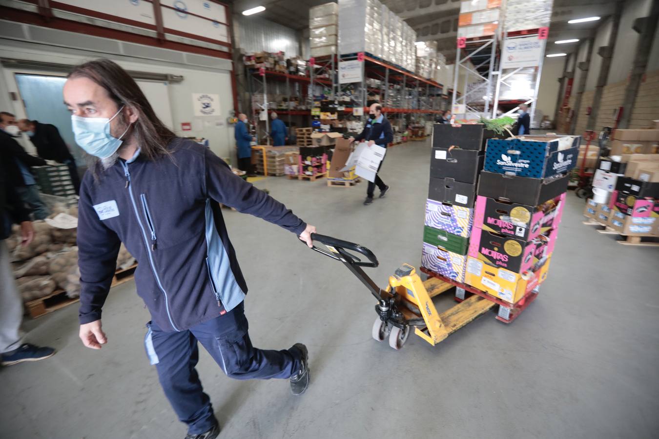 Fotos: El Banco de Alimentos de Valladolid se prepara para la &#039;gran recogida&#039;
