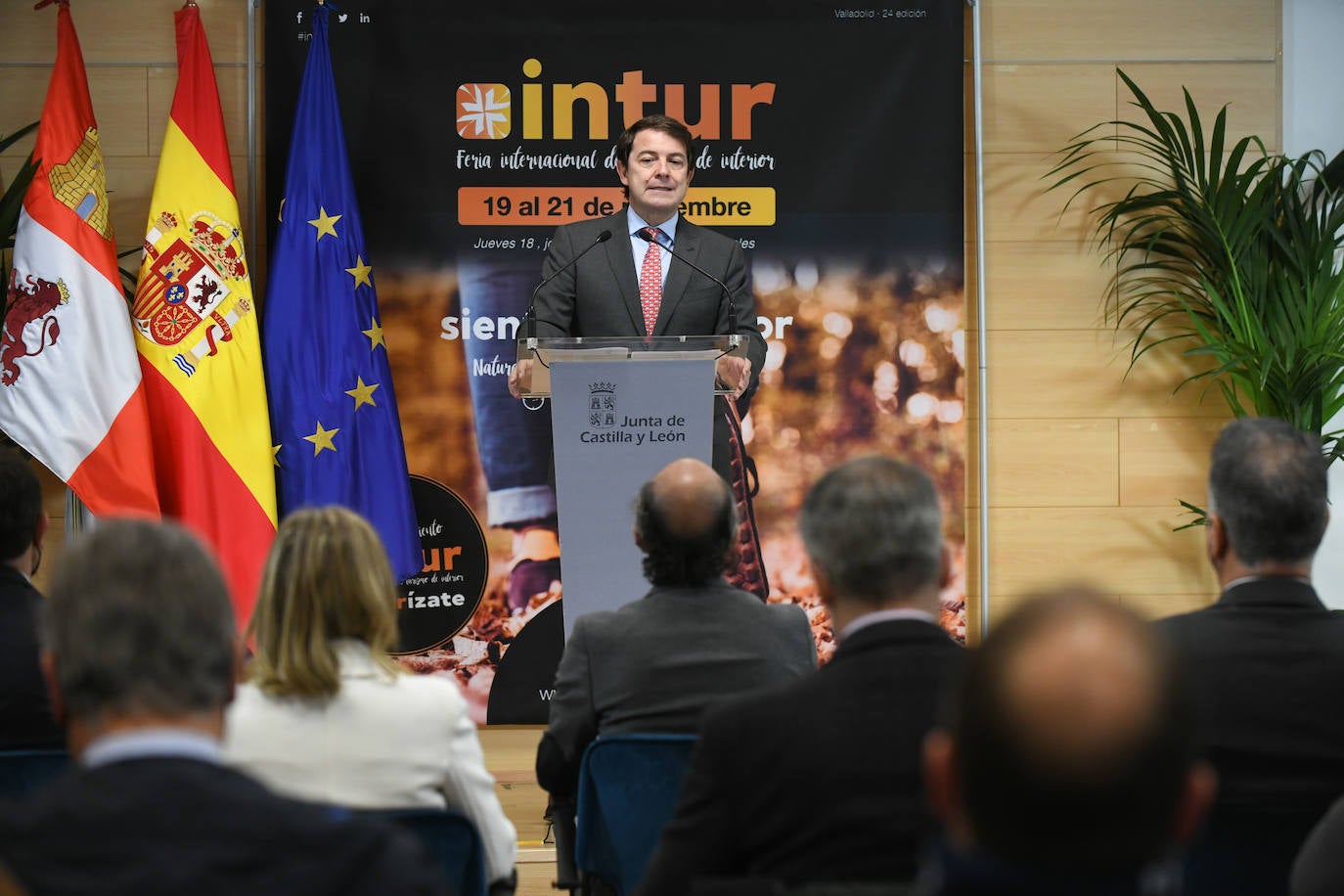 Fotos: Inauguración de Intur Negocios en