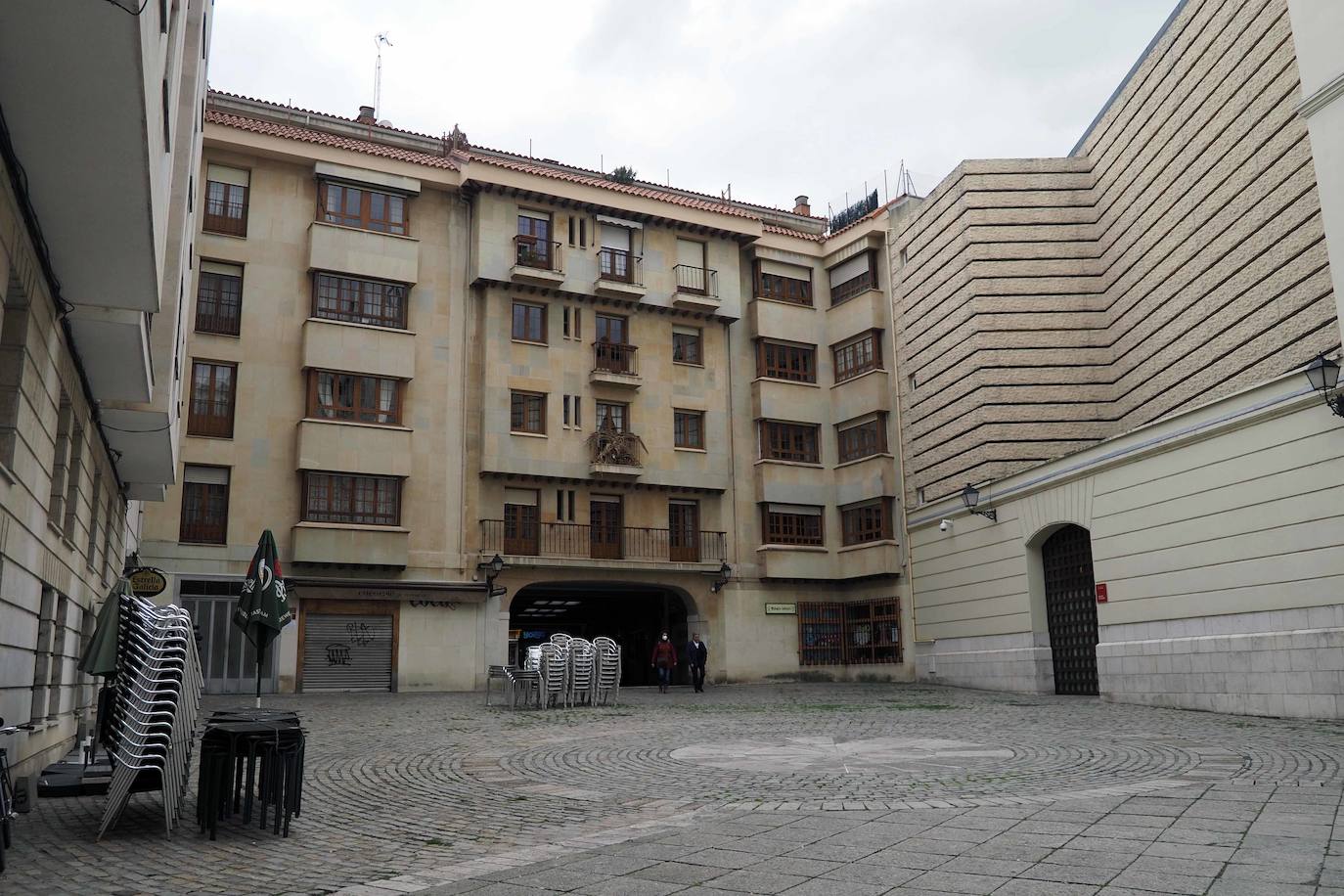 Detalles de la zona de San Pablo, junto al Palacio Pimentel, el colegio de San Gregorio y el Museo de Escultura