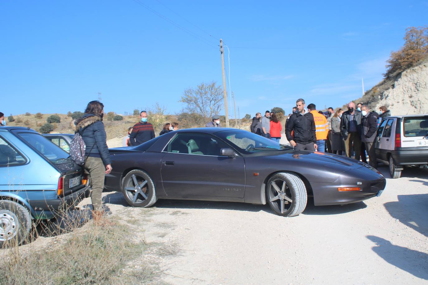 Fotos: Los coches clásicos despiertan admiración en el Cerrato