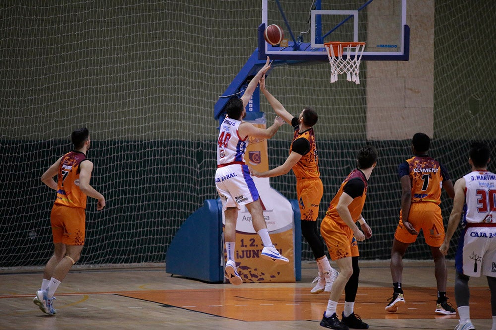 El Aquimisa vuelve a dejarse ir y Harrison Cleary acaba en el hospital (66-91)