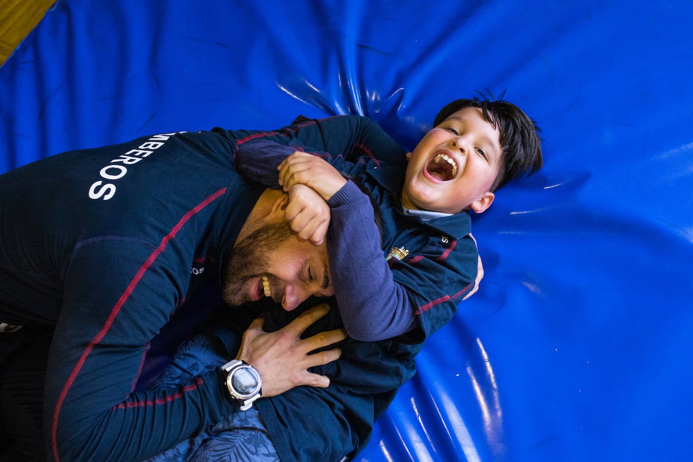 Fotos: Calendario solidario de los Bomberos de Burgos destinado a APACE