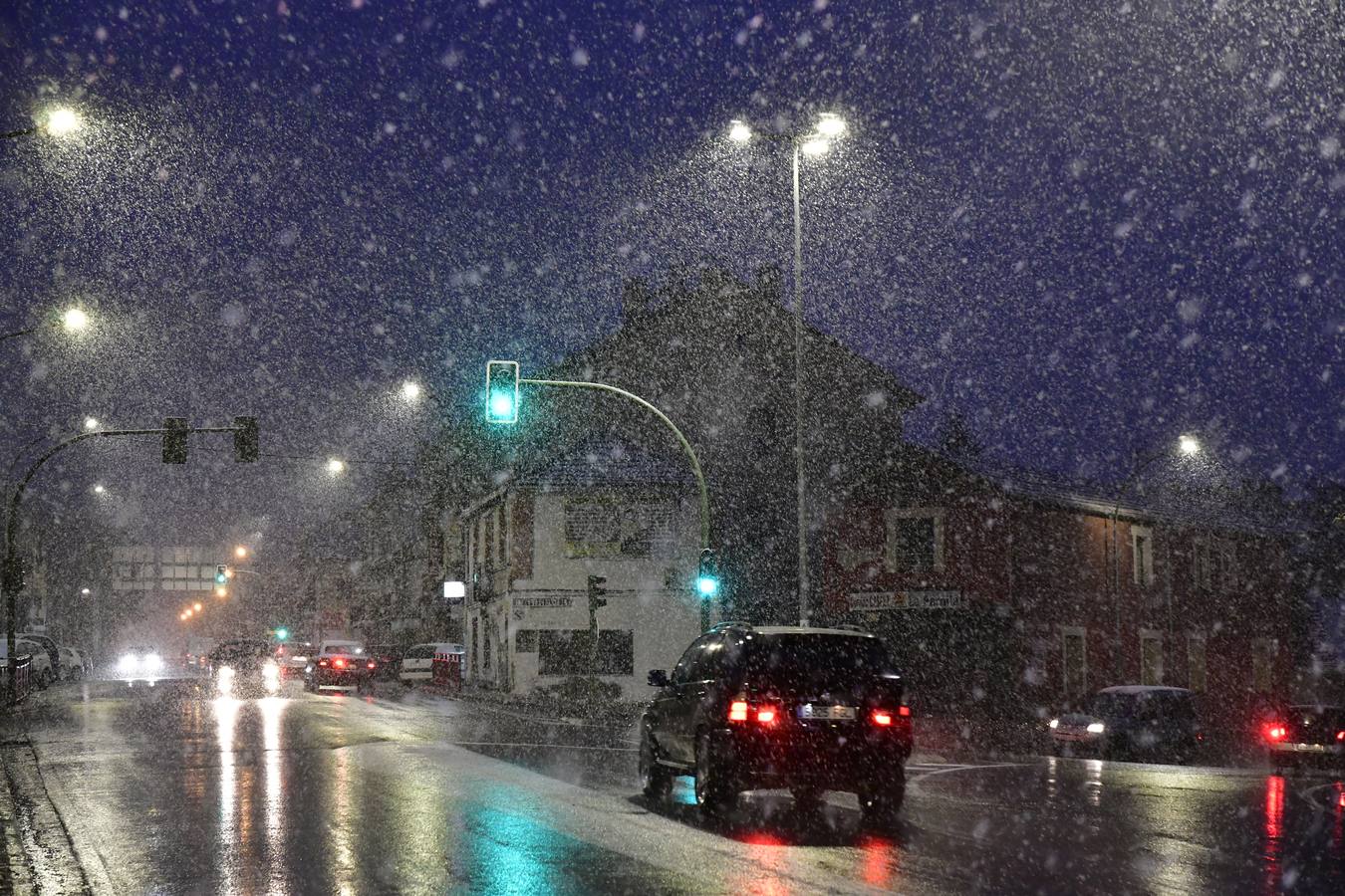 Nieve en El Espinar (Segovia).