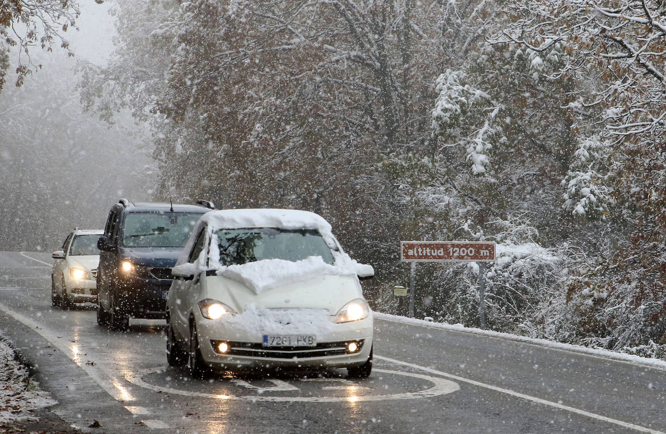 Nevada a primera hora del jueves en varios puntos de la provincia.