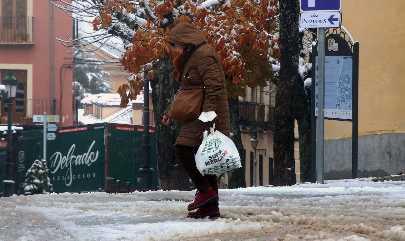 Nevada a primera hora del jueves en varios puntos de la provincia.