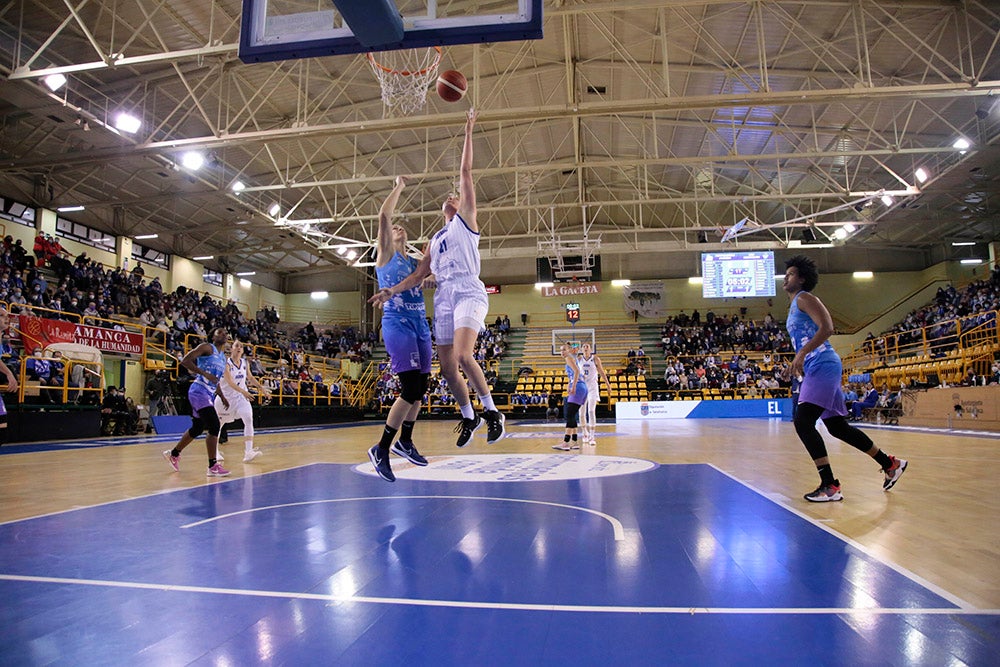 El CB Avenida aplasta al colista y se va posicionando para los play-off de la Euroliga (96-54)