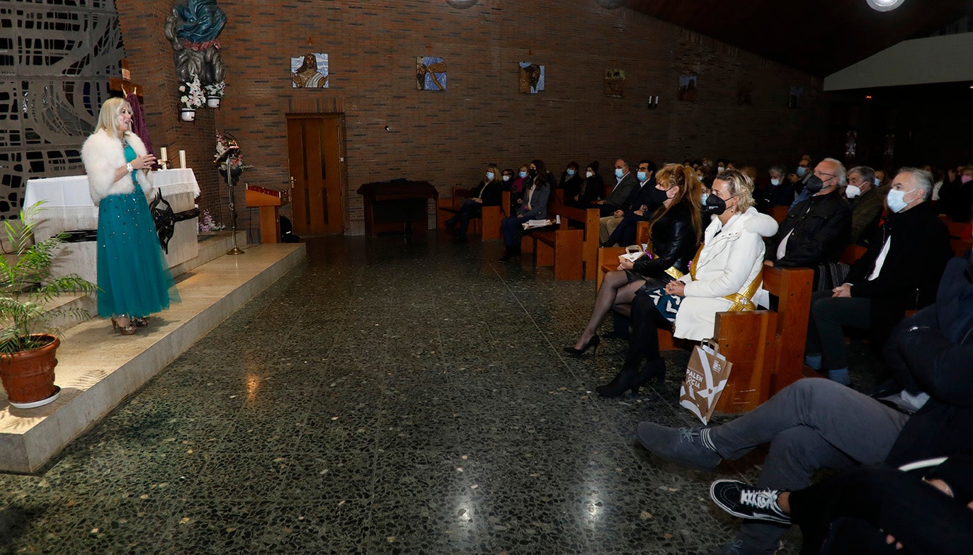 Homenaje a la mujer en el Campo de la Juventud