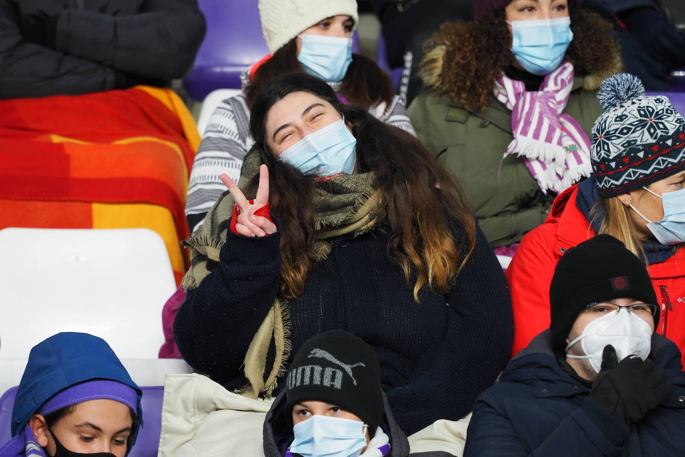 Fotos: Búscarte en la grada de Zorrilla (2/3)