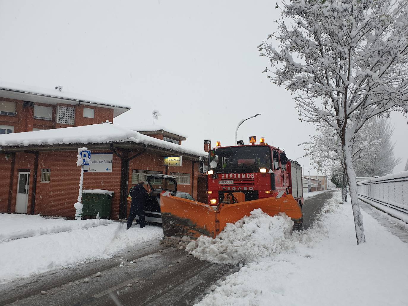 Fotos: Nieve acumulada en Aguilar de Campoo