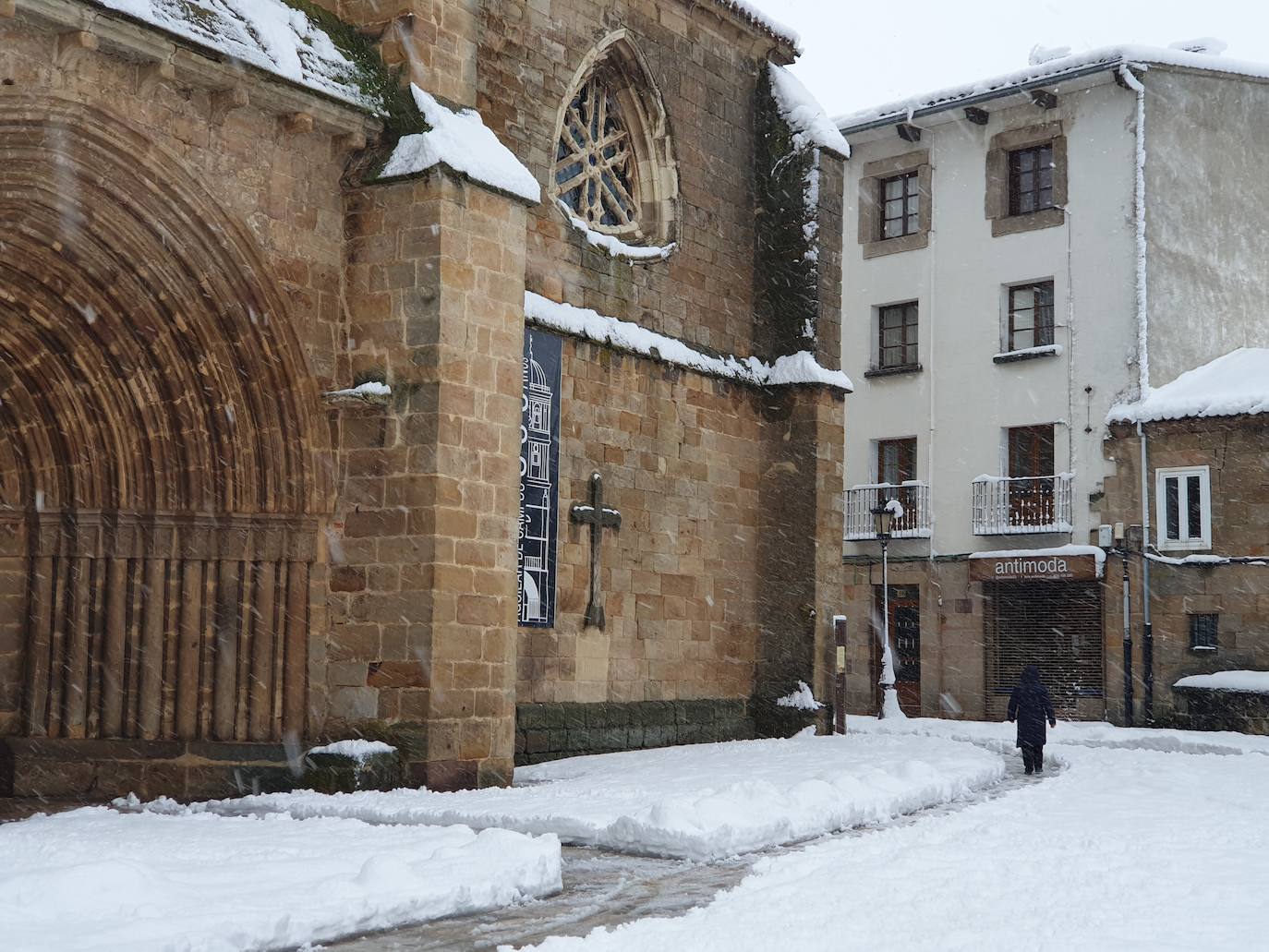 Fotos: Nieve acumulada en Aguilar de Campoo