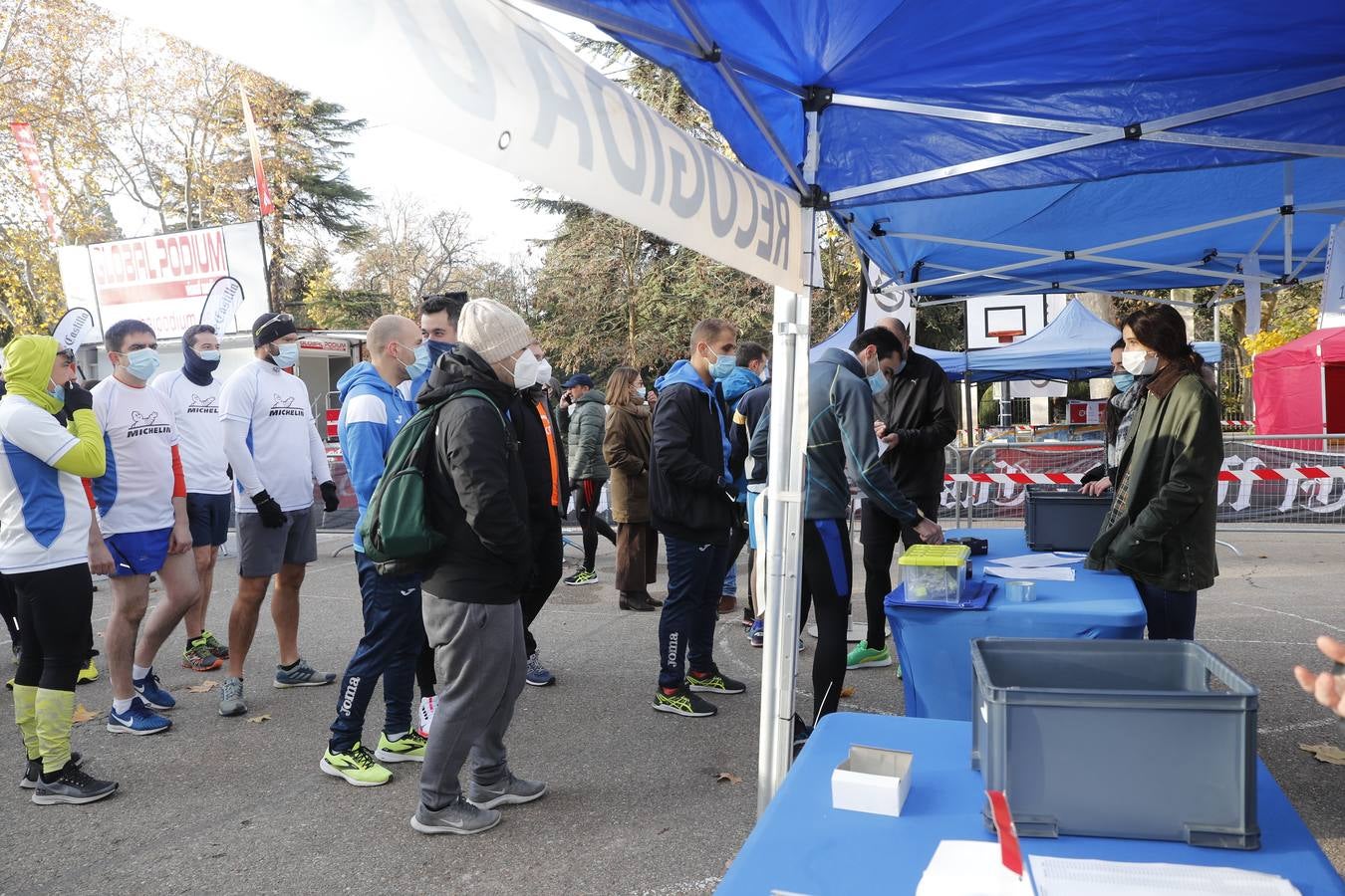 Fotos: V Carrera de Empresas de El Norte de Castilla (1/8)