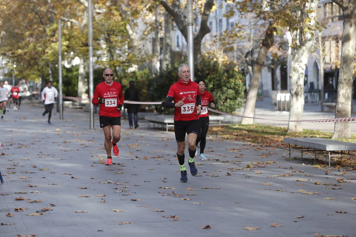 Fotos: V Carrera de Empresas de El Norte de Castilla (3/8)