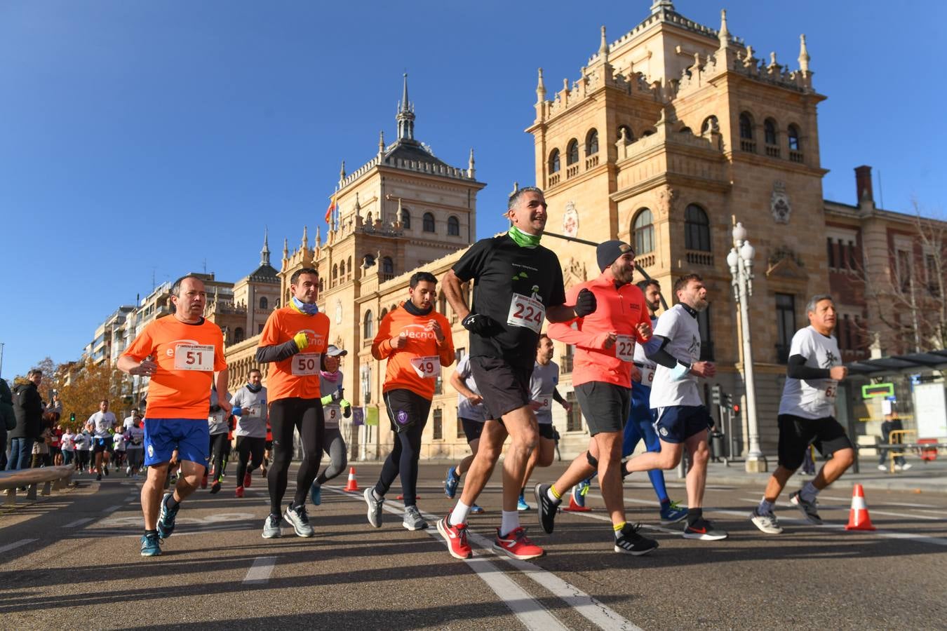 Fotos: V Carrera de Empresas de El Norte de Castilla (8/8)