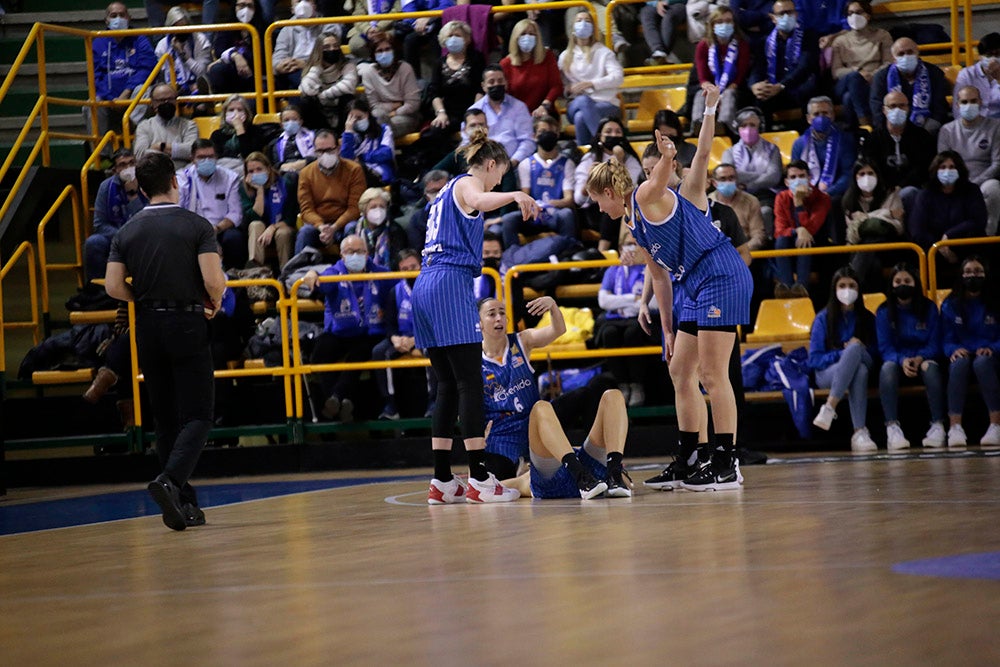 Un desacertado CB Avenida encaja la primera derrota liguera en el Clásico (69-77)