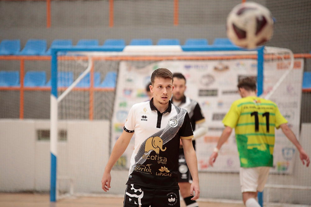 Unionistas FS reafirma su liderato venciendo al segundo Cuéllar Cojalba en La Alamedilla (4-2)