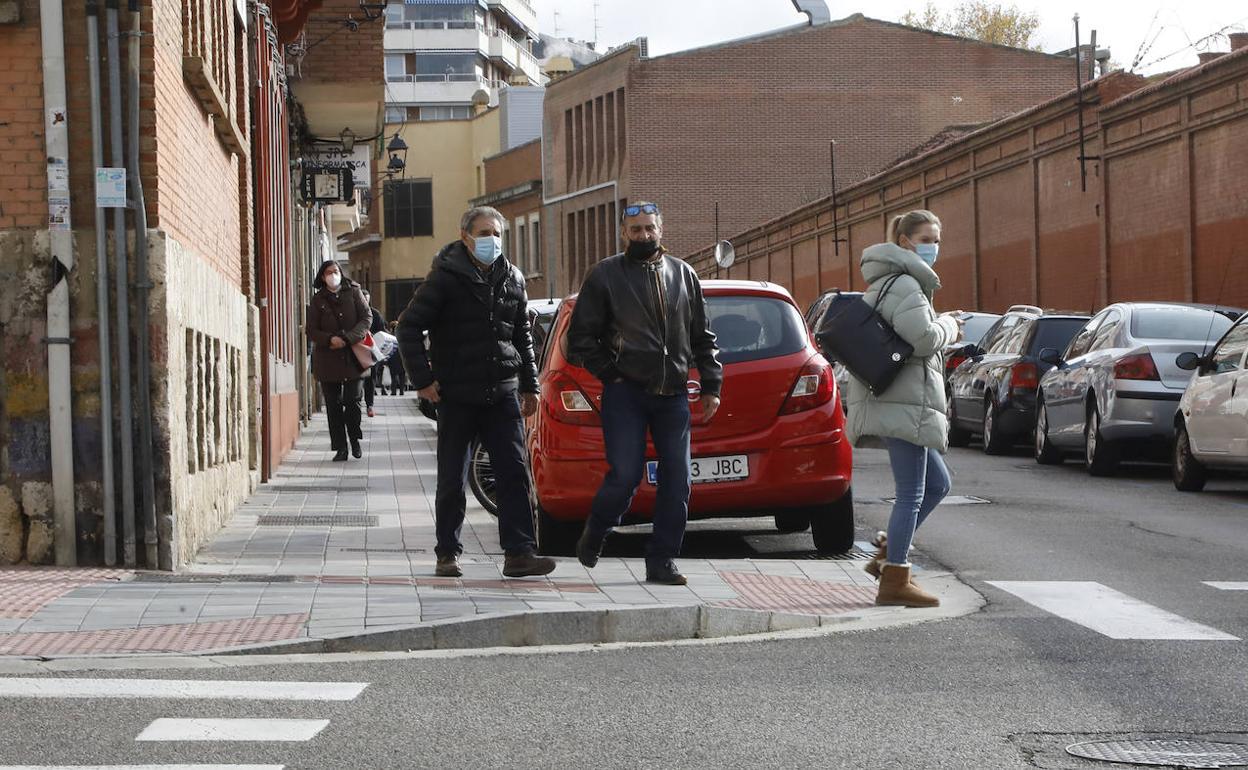 Confluencia de Mayor Antigua con la calle Panaderas.