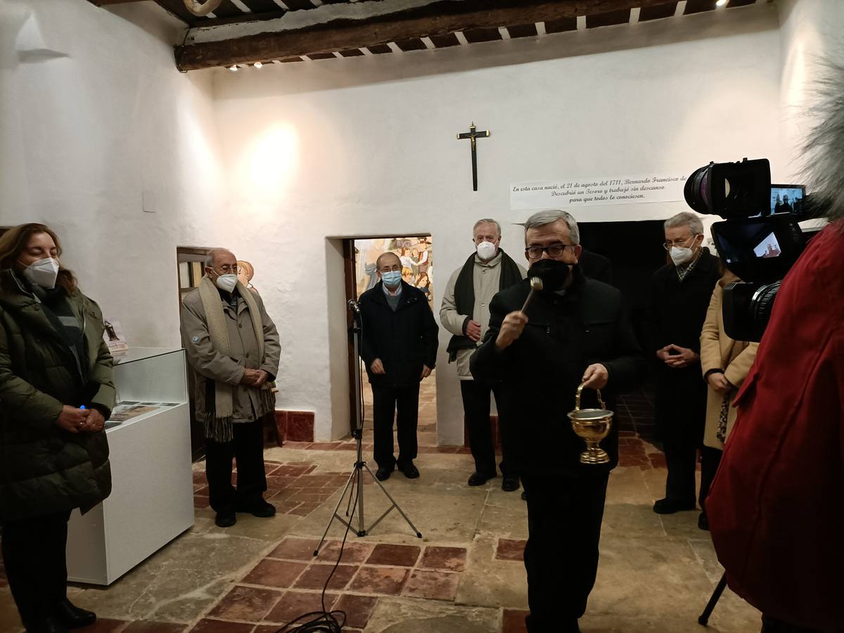 Fotos: Inauguración de la rehabilitación de la casa natal del Padre Hoyos en Torrelobatón