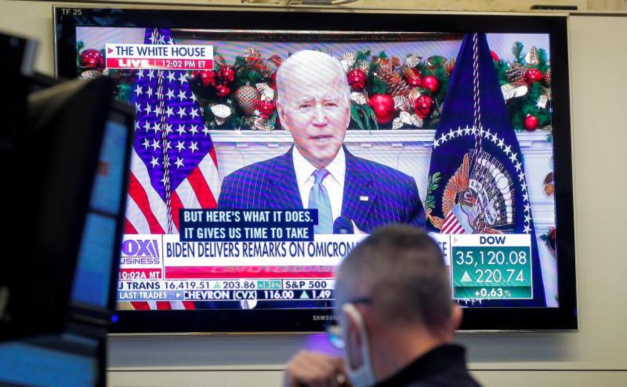 El presidente de EE UU, Joe Biden, habla desde la Casa Blanca sobre la nueva variante.