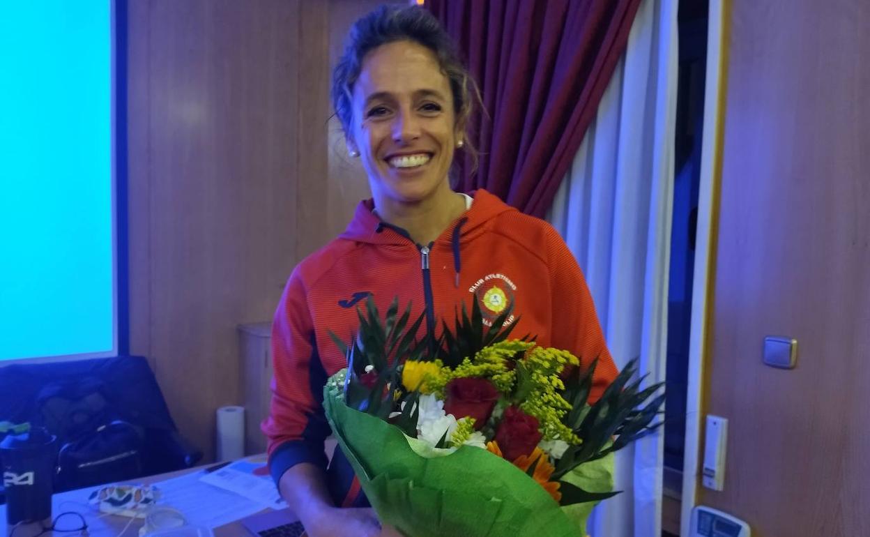 La doble campeona máster de España y atleta del CAV, Carolina García