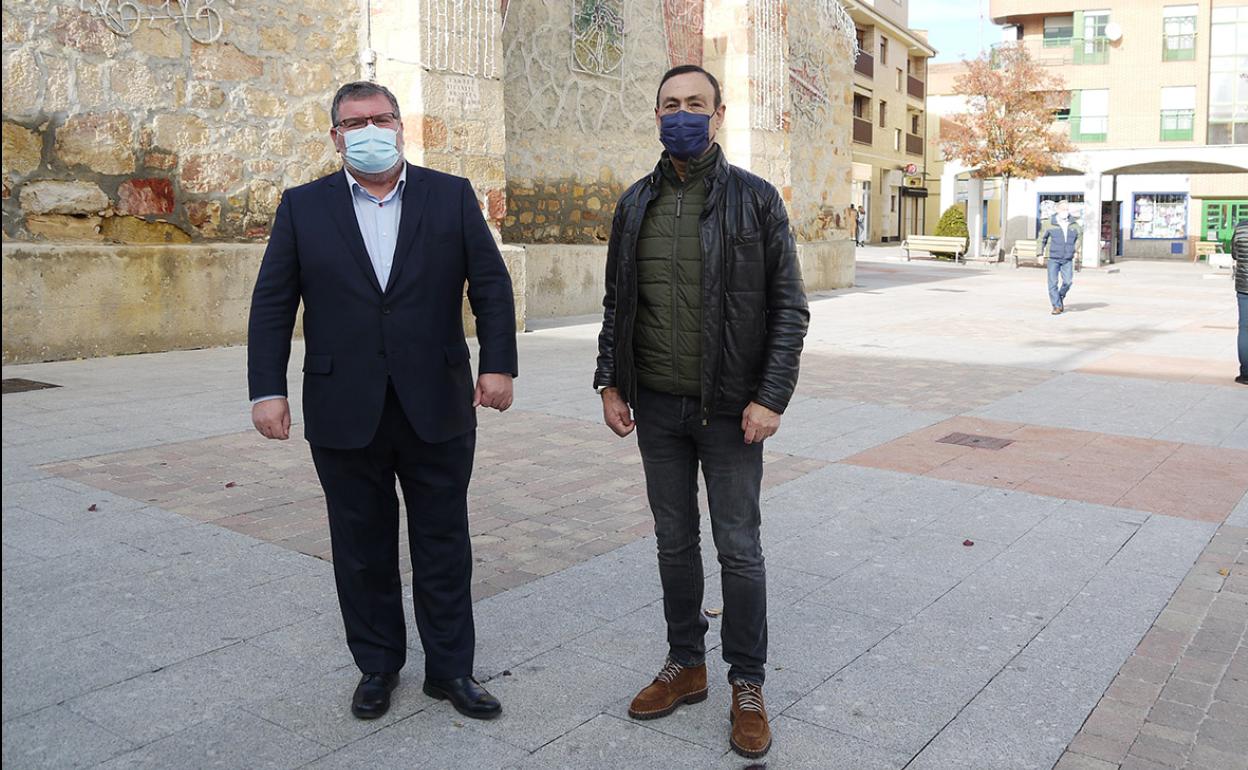 El Ayuntamiento de Carbajosa presenta la III campaña de decoración navideña en los comercios del municipio. 