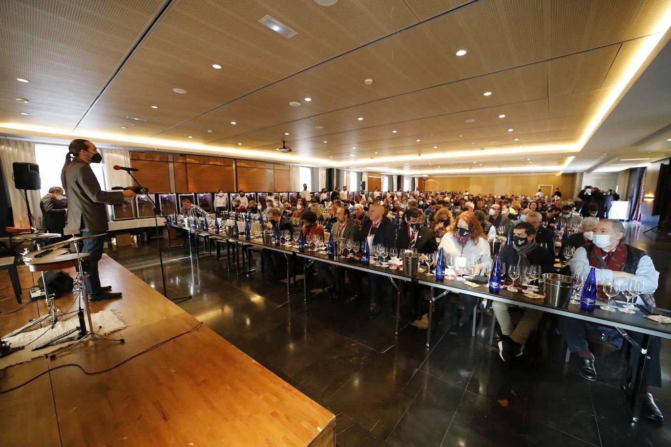 Celebración de la cata Opera Prima 2021 en Peñafiel. 