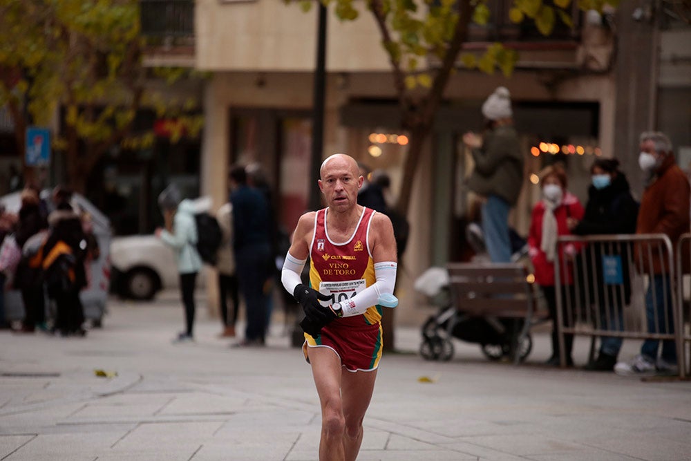 Dani Sanz y Verónica Sánchez ganan la III Carrera Popular Corre con tu Médico en Salamanca