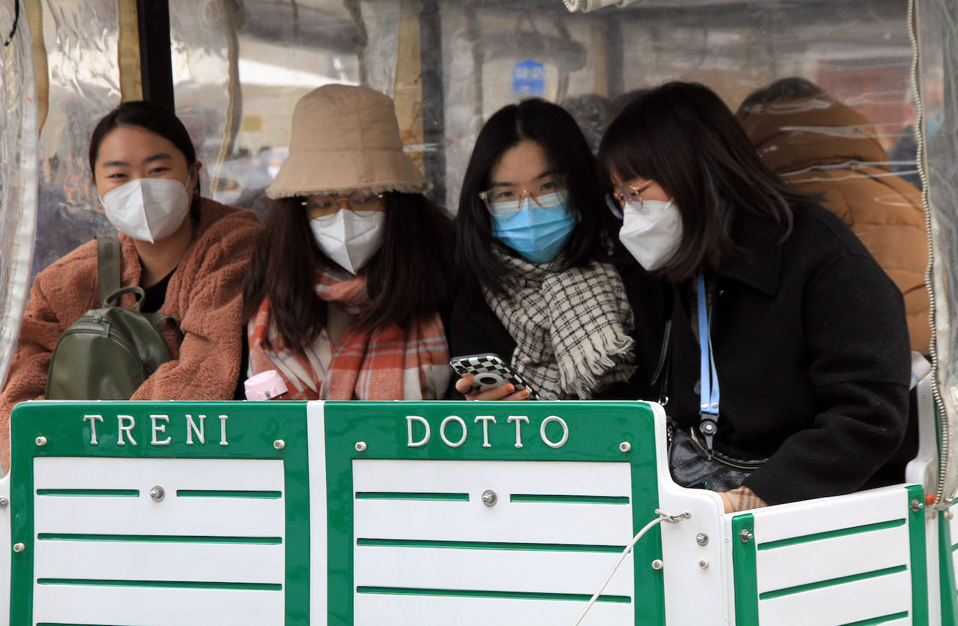 Ambiente en la ciudad durante este lunes festivo.