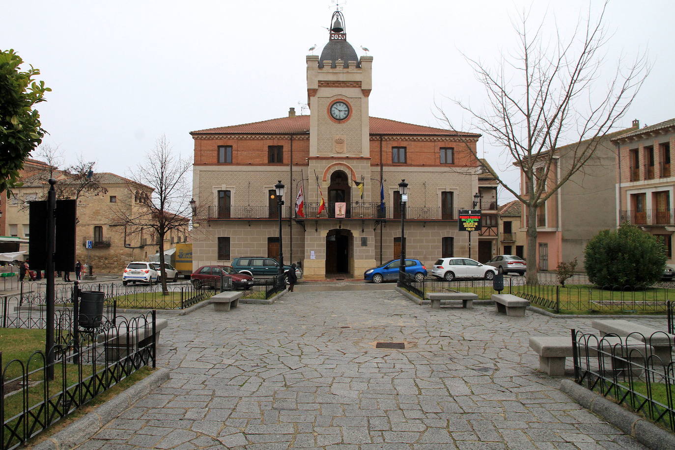 Ayuntamiento de Carbonero el Mayor.