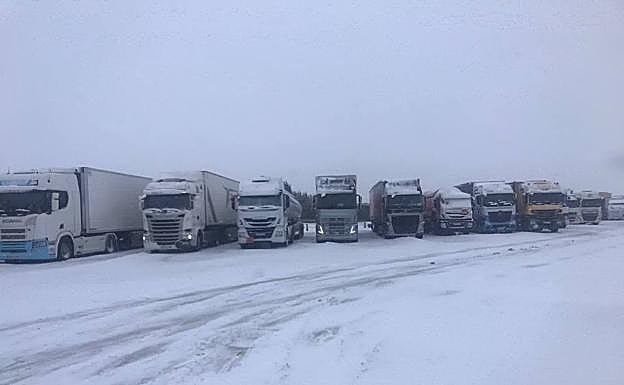 Valladolid acogerá puntos de embolsamiento de camiones para evitar retenciones por el temporal