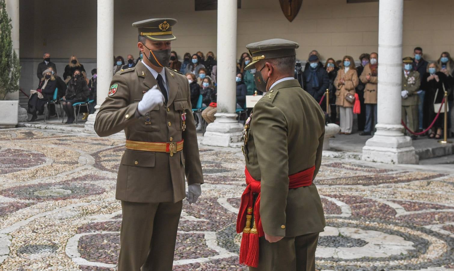 Fotos: Acto de Infantería en honor a la Inmaculada Concepción en el Palacio Real de Valladolid