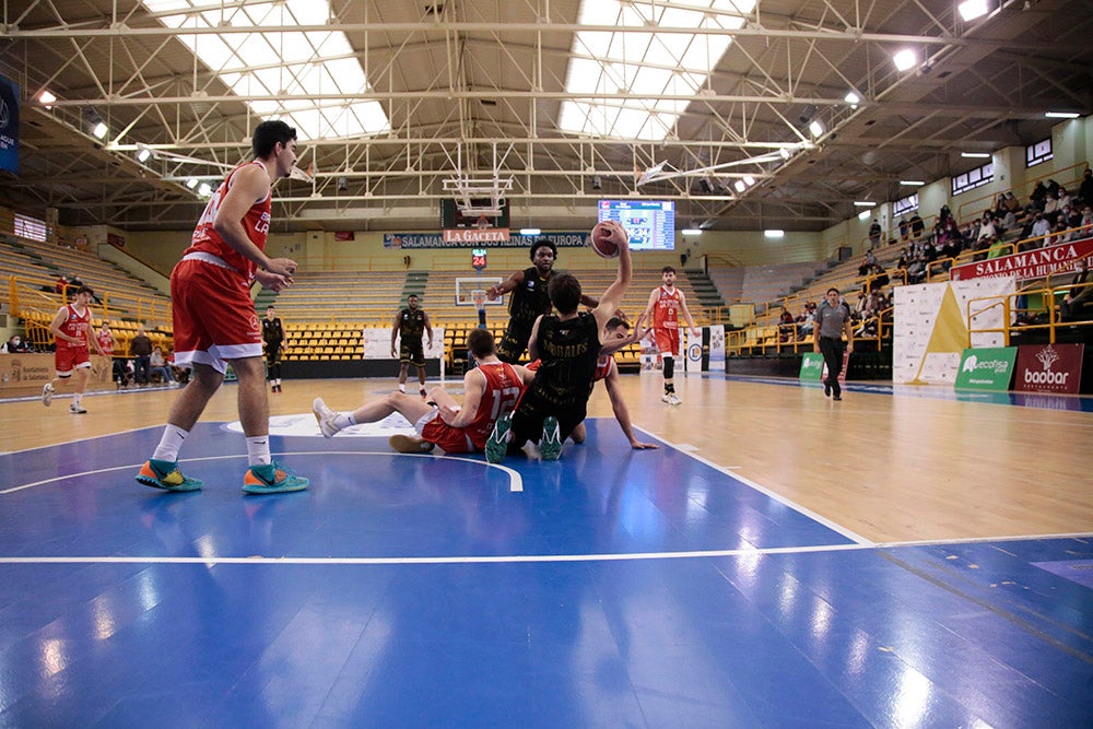 Contundente victoria del Usal La Antigua ante CB La Flecha (87-54)