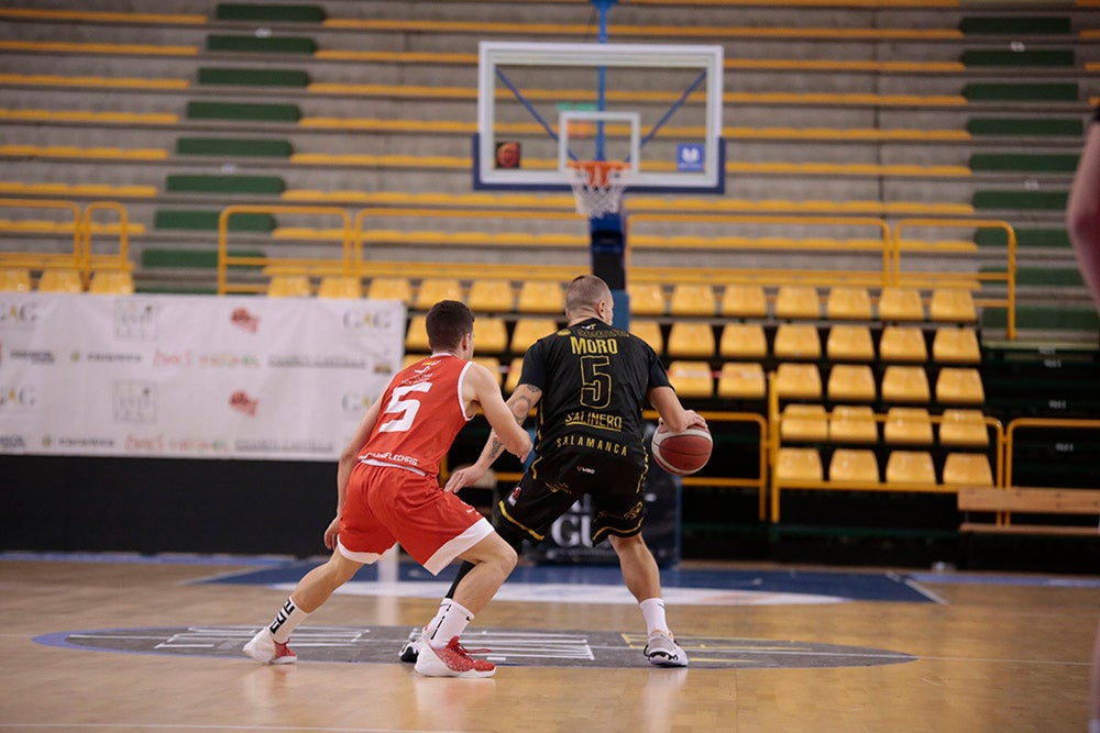 Contundente victoria del Usal La Antigua ante CB La Flecha (87-54)