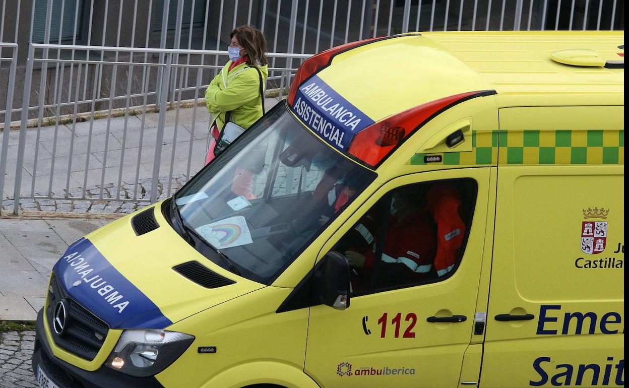 Una ambulancia del 112 en una imagen de archivo. 